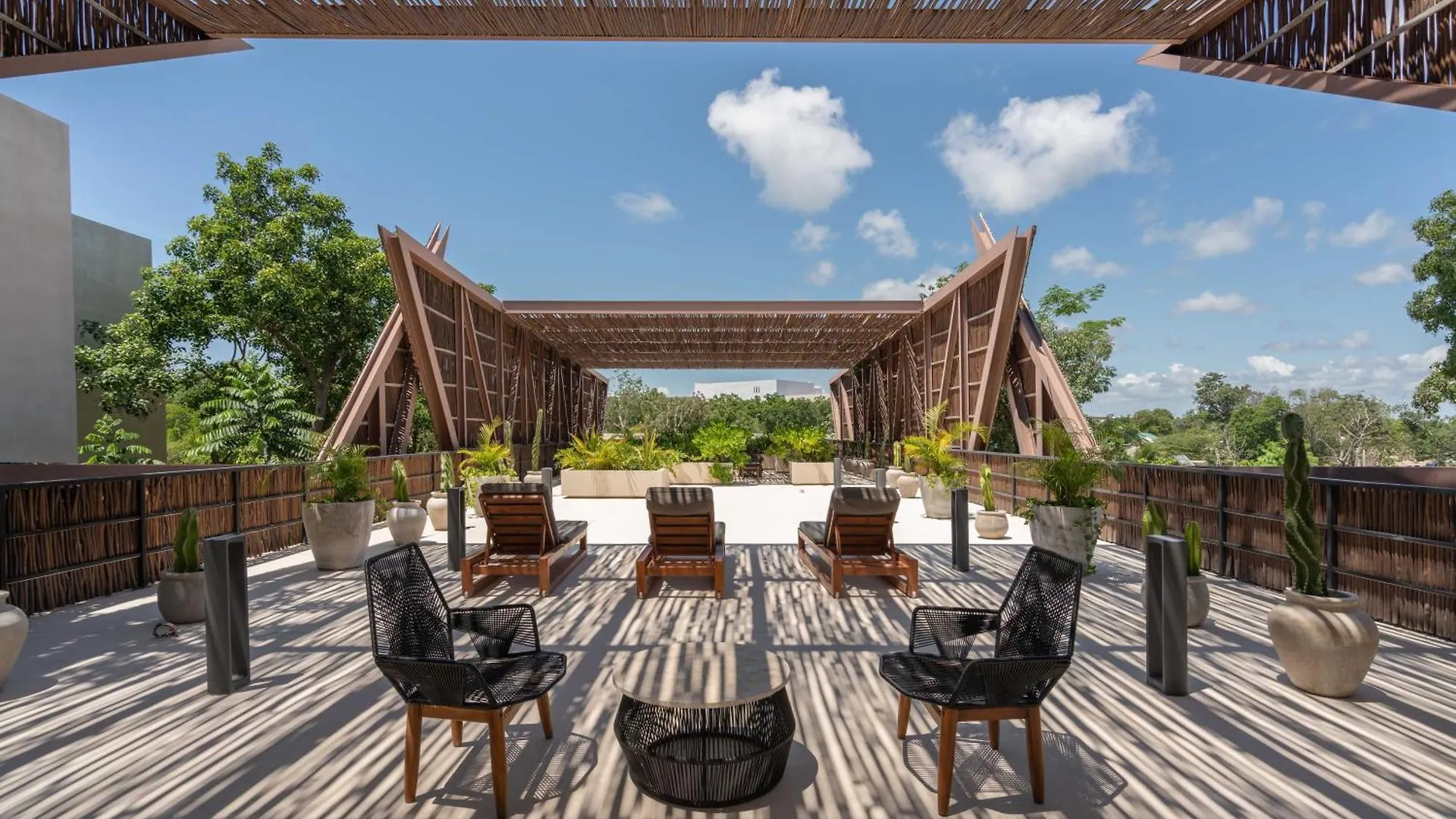Tulum Penthouse Oasis: Rooftop Pool & Luxury Stay 0*,